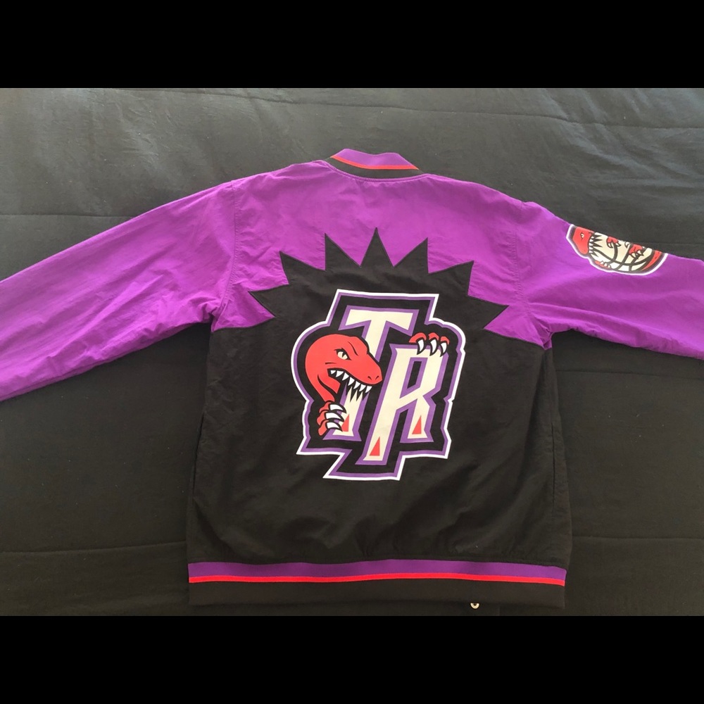 Toronto Raptors Jacket - Picture 2 of 5